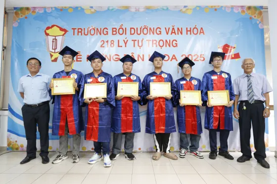 Lễ mừng tân khoa 2025