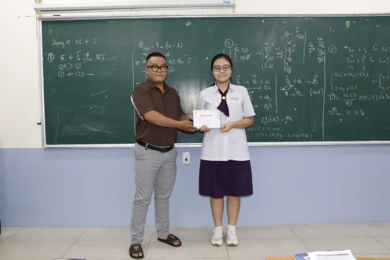 Trao thưởng Khóa Hè 2024-2025
