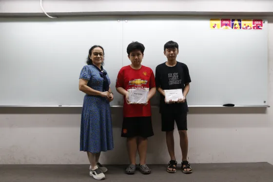 Trao thưởng Khóa Hè 2024-2025